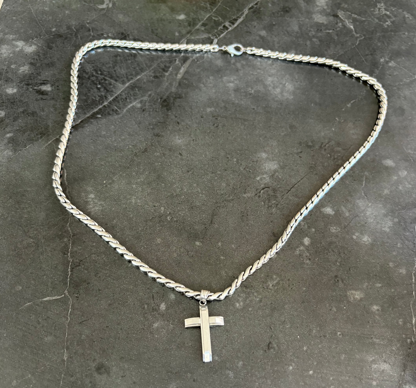 Apex Mens Necklace Silver